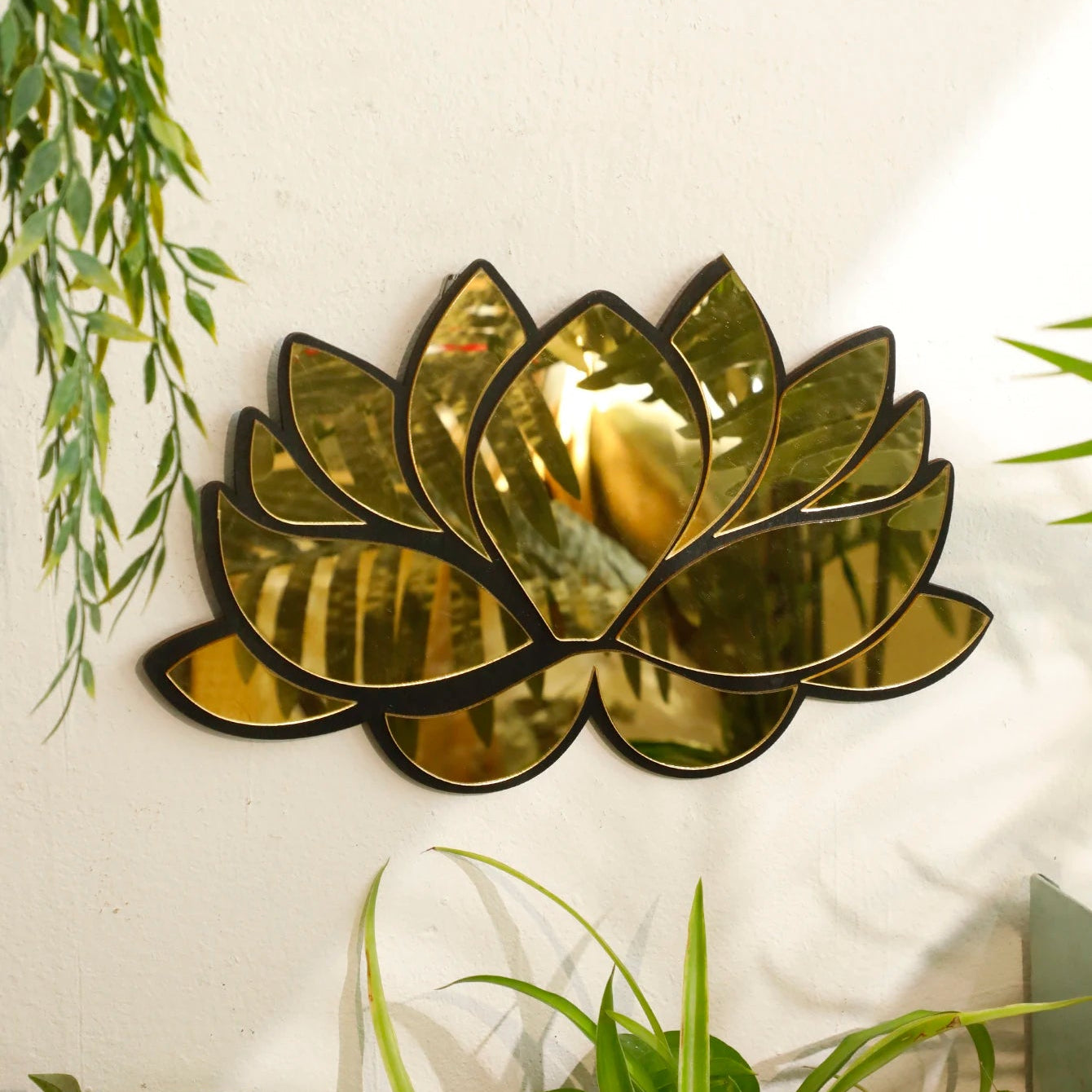 Lotus Flower Shaped Wall Mirror